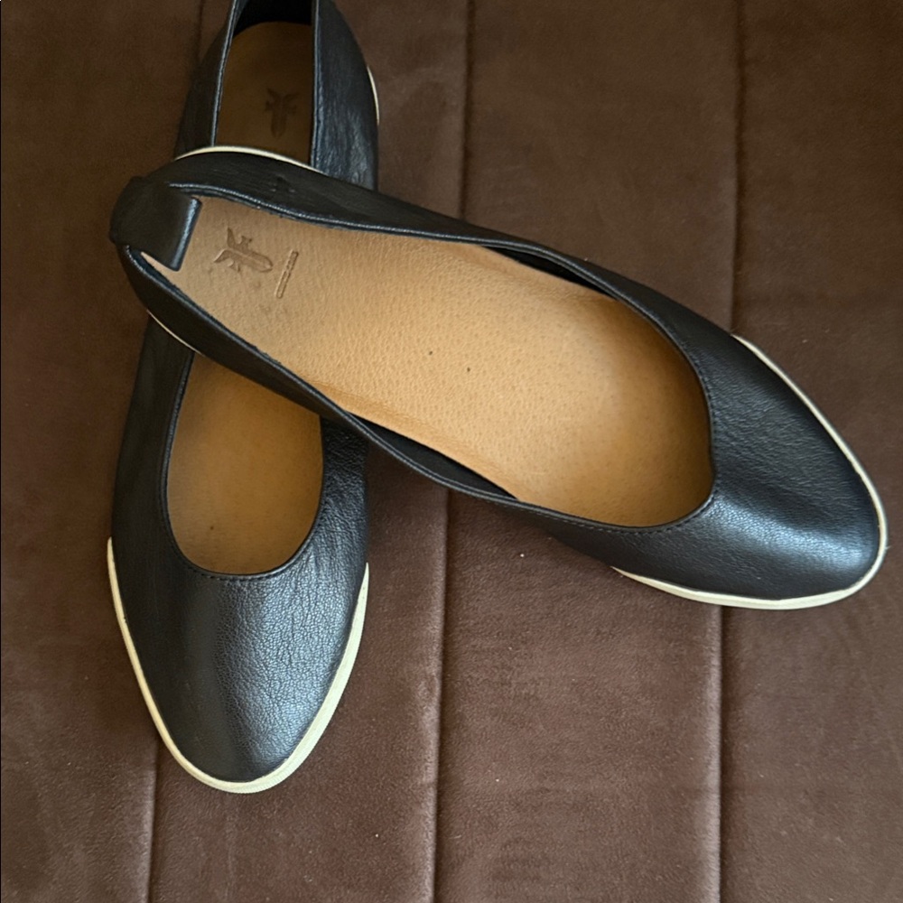 Frye Black Leather Ballet Flats with Cream Trim